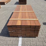 Ca. 56x Guyana Ipé Planken Geschaafd, 21x145mm, lengte 245cm